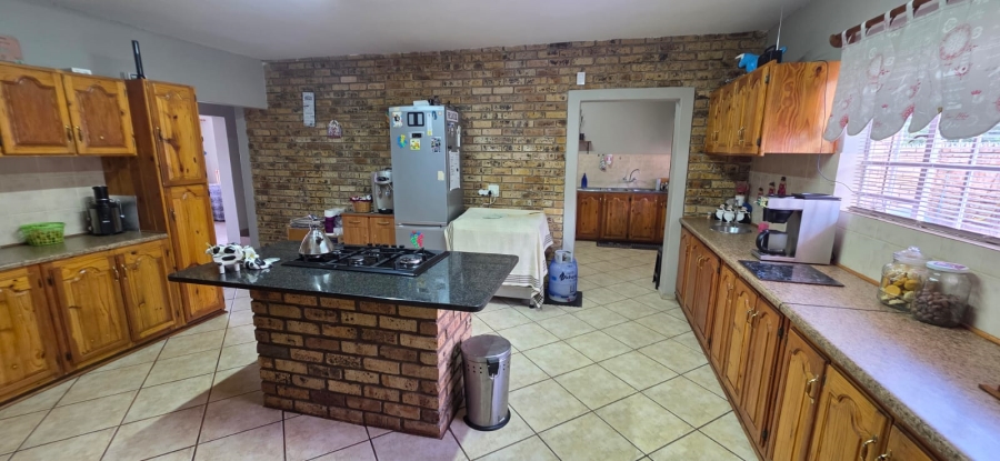 4 Bedroom Property for Sale in Miederpark North West